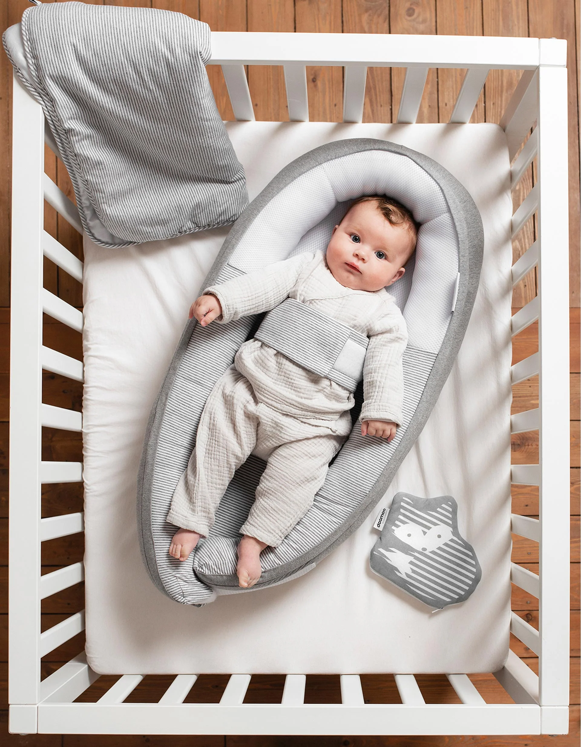 Baby Nest Cocoon Leaves Doomoo Grey - Image 9
