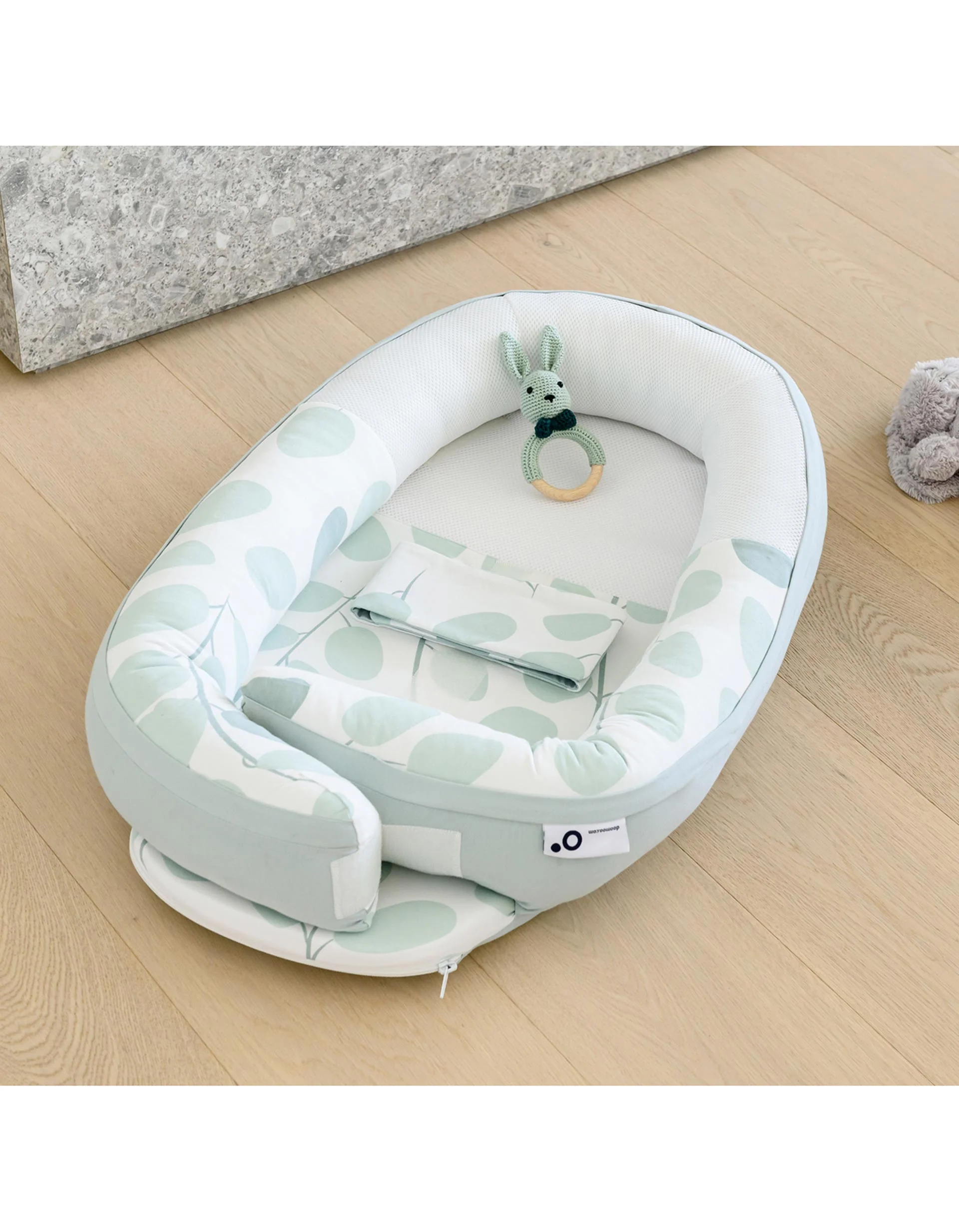 Baby Nest Cocoon Leaves Doomoo Mint - Image 2