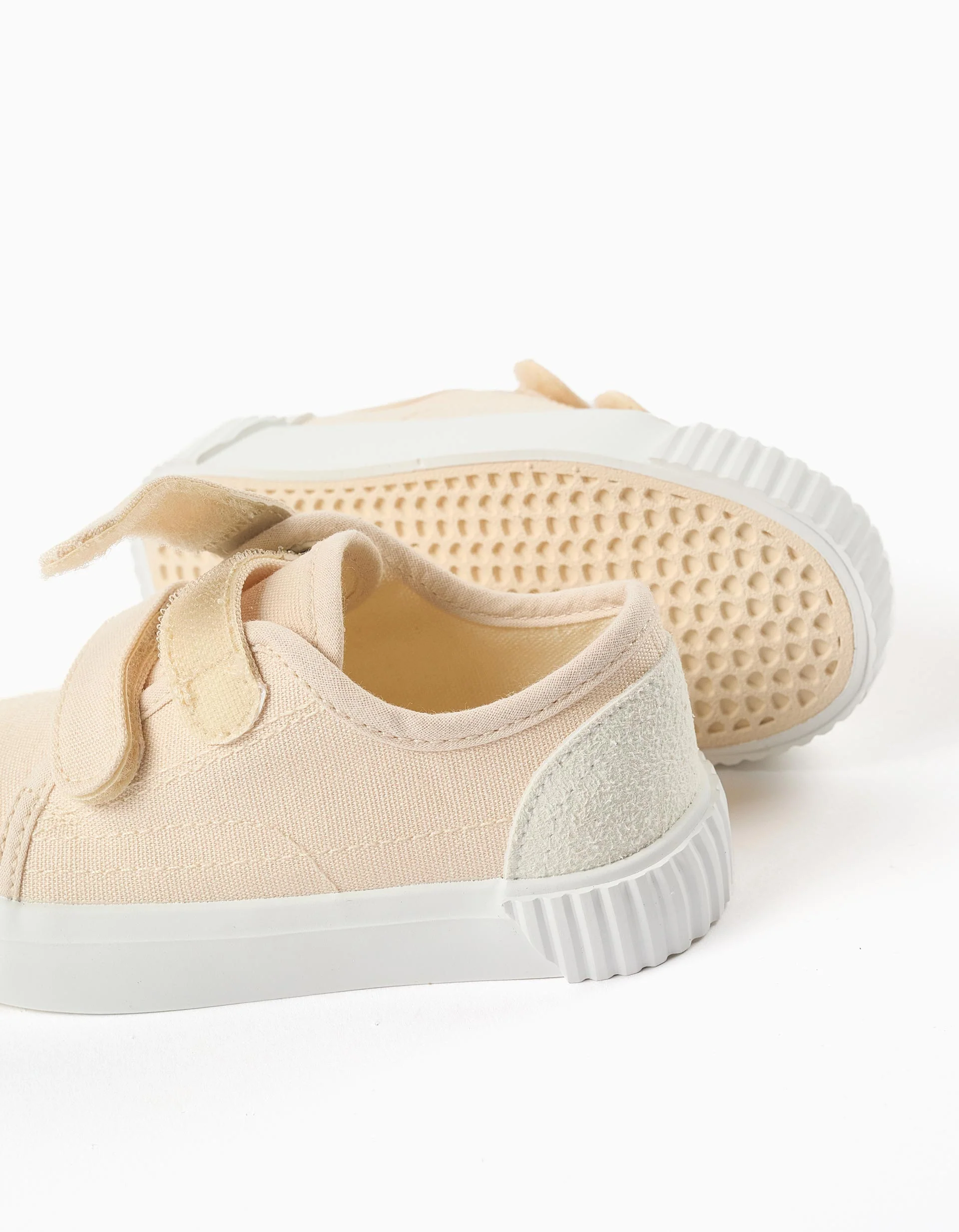 Canvas trainers with non-slip sole for babies, light beige - Image 4
