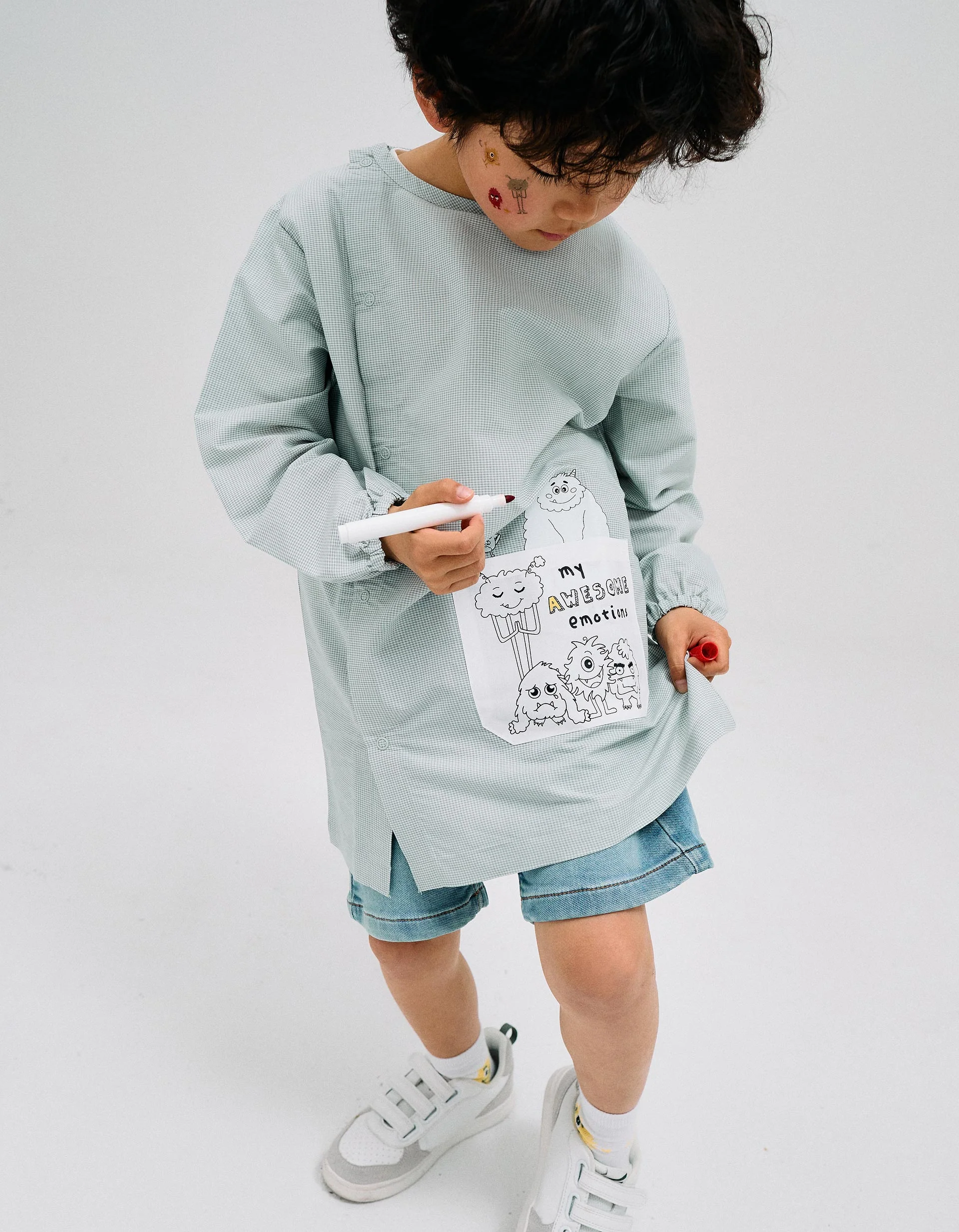 Colouring School Gown for Children 'Emotions', Green/White - Image 3