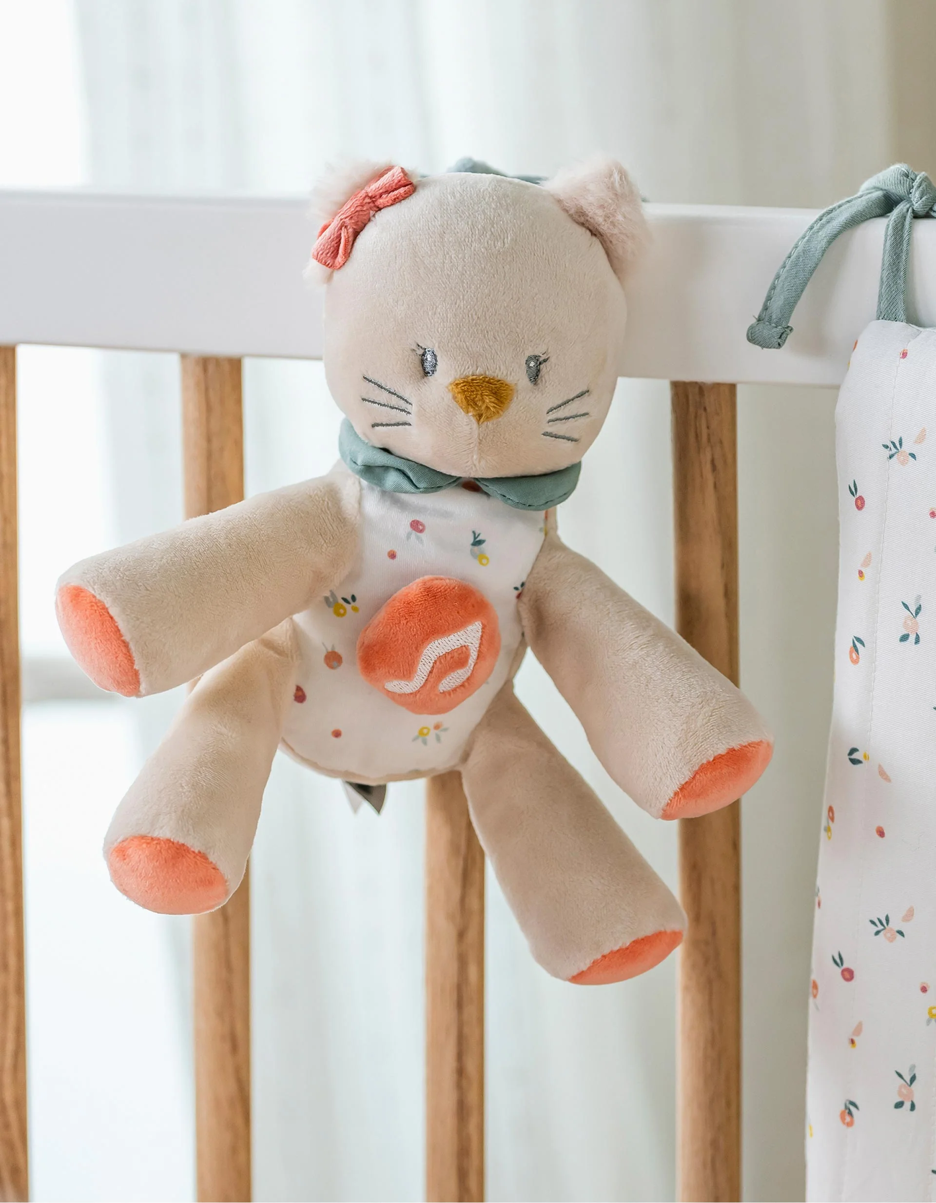 Nattou 23Cm Mini Musical Plush, Lana Cat - Image 2