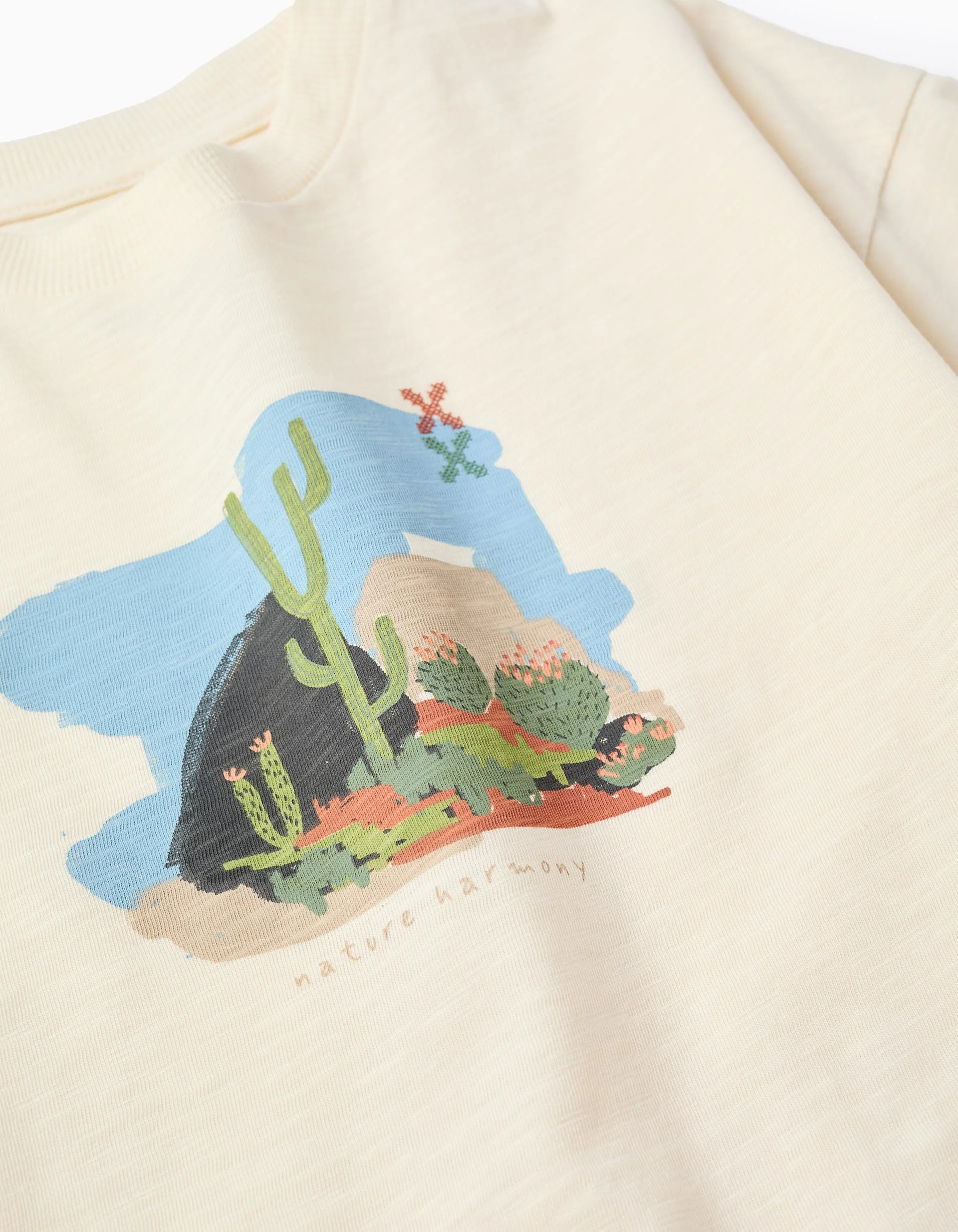 Oversize cotton T-shirt with print and ruffles for girls, light beige - Image 3