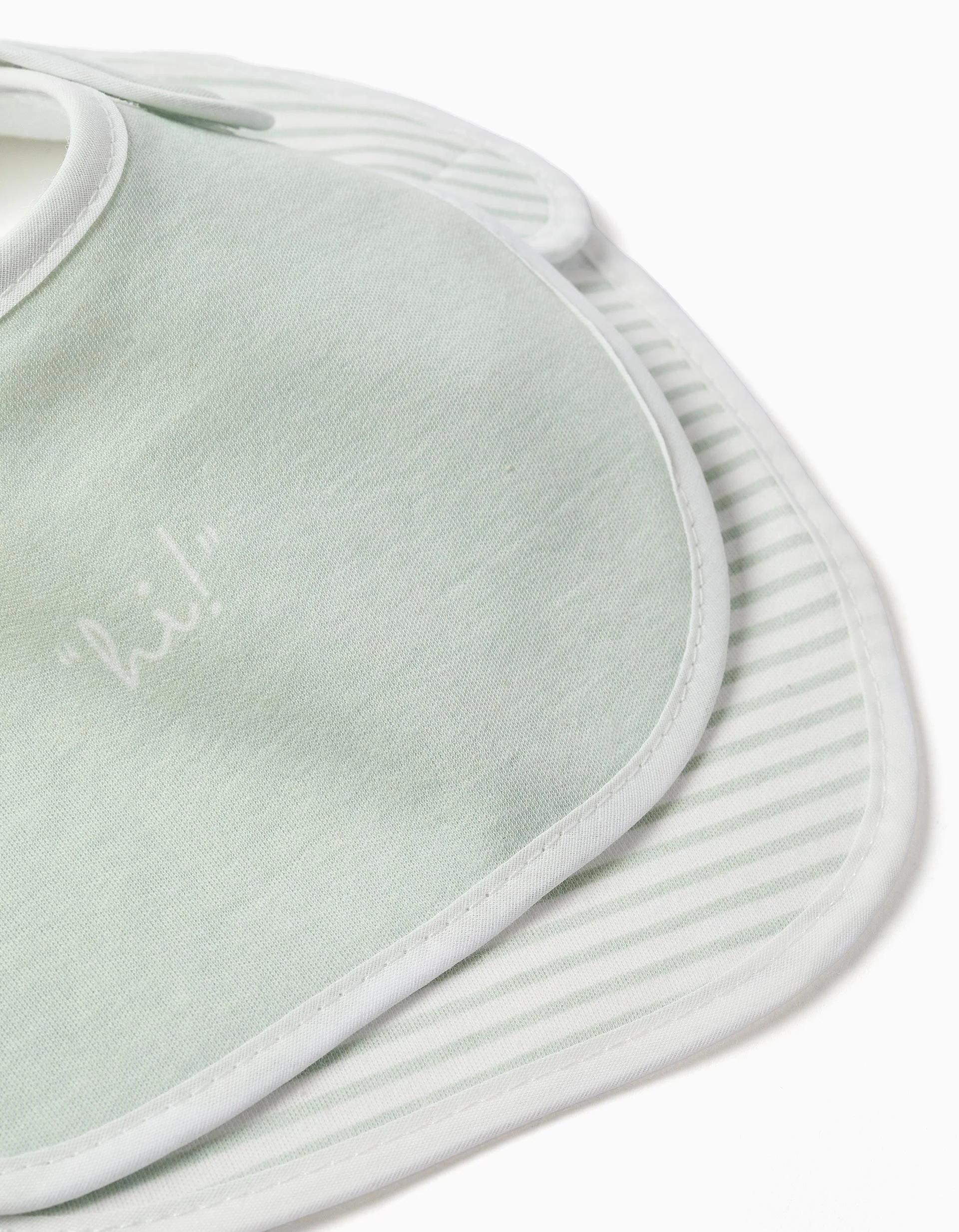 Pack of 2 Bandanas for Newborns and Babies ZY Baby, White/Green - Image 3