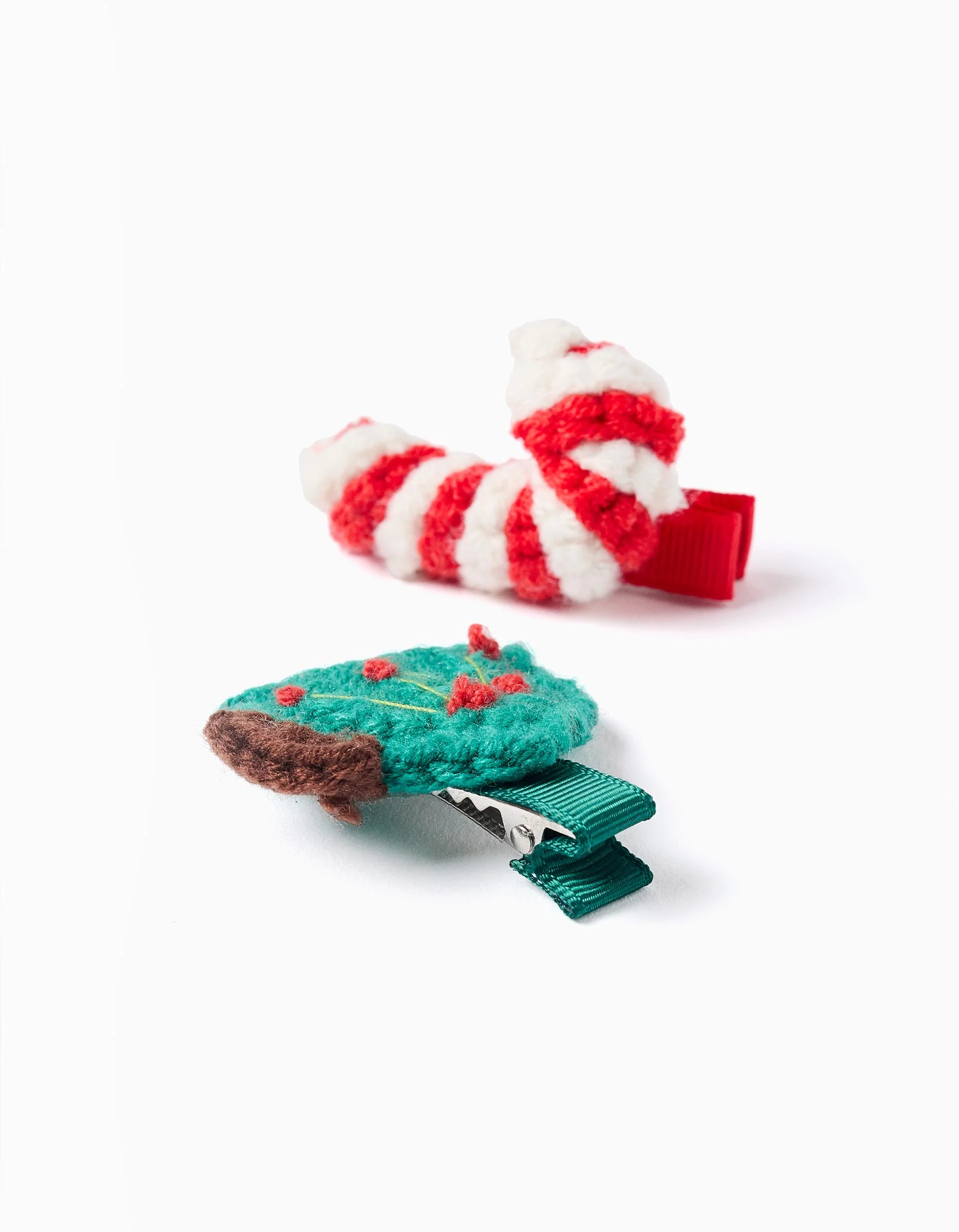 Pack of 2 Knitted Hair Clips for Babies and Girls 'Christmas', Green/Red - Image 3