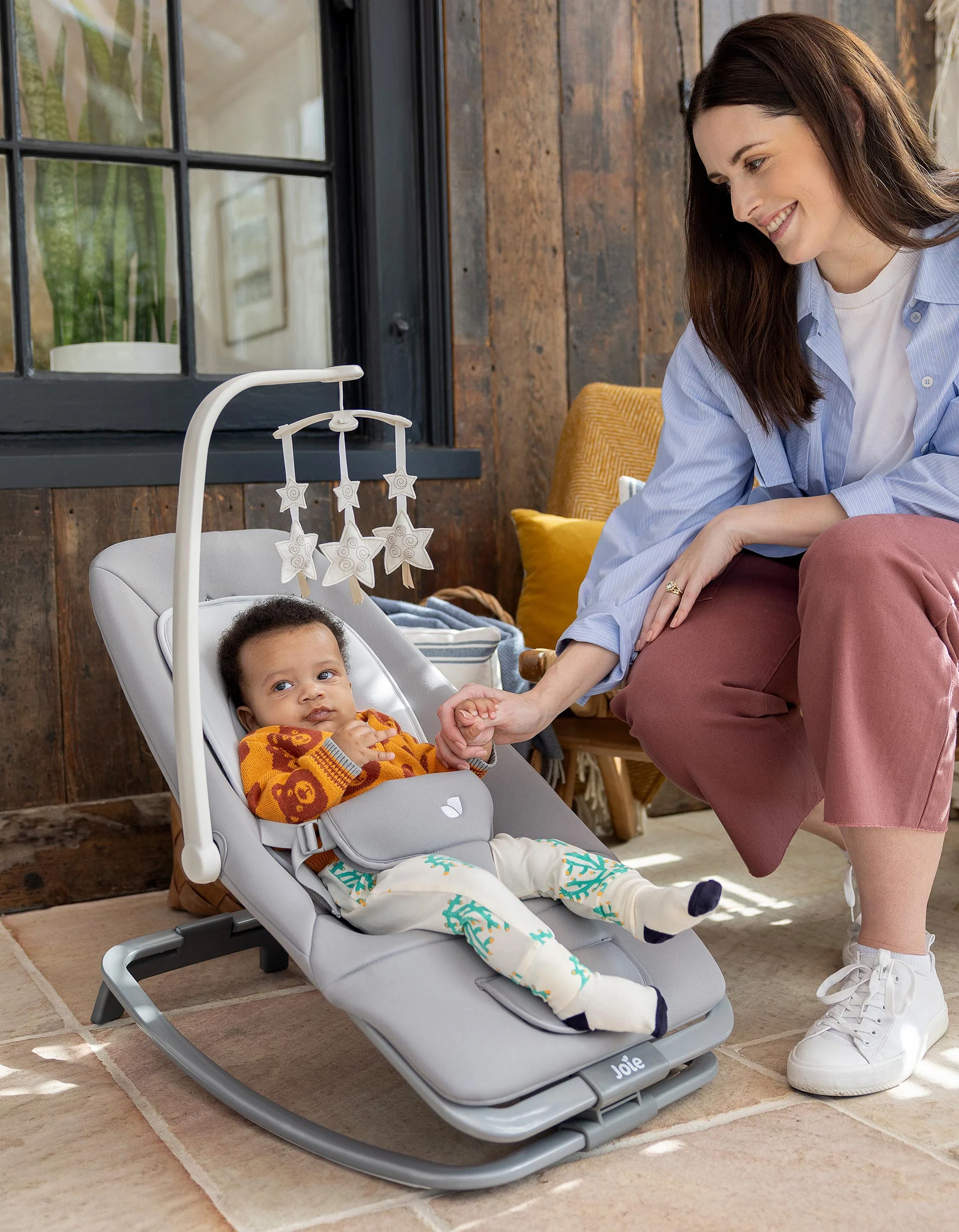Joie Dreamer Walnut Restchair - Image 8
