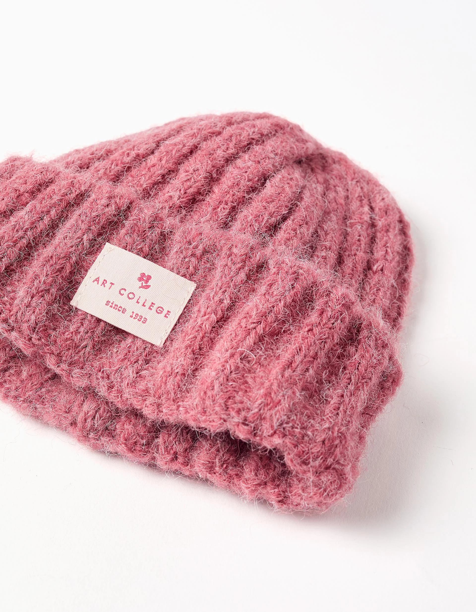 Thick cable knit beanie for girls, dark pink - Image 3
